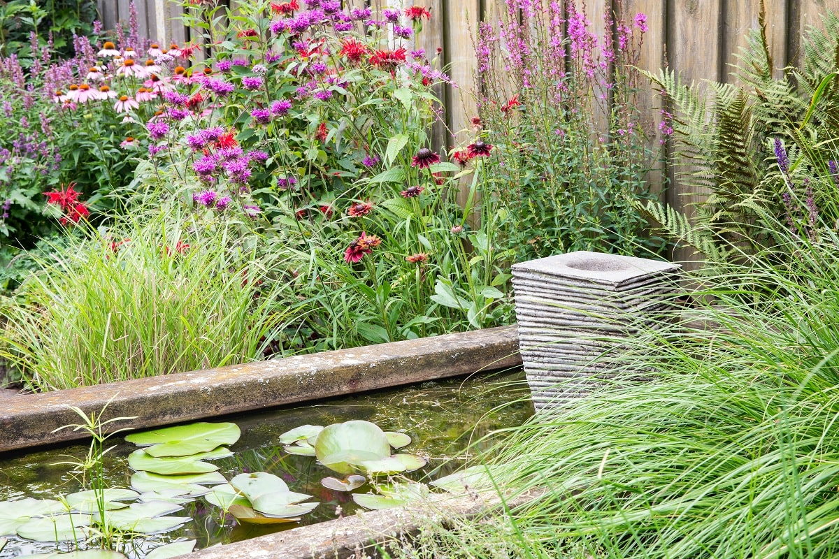 Small Corner Yard Waterfall Pond Idea 14